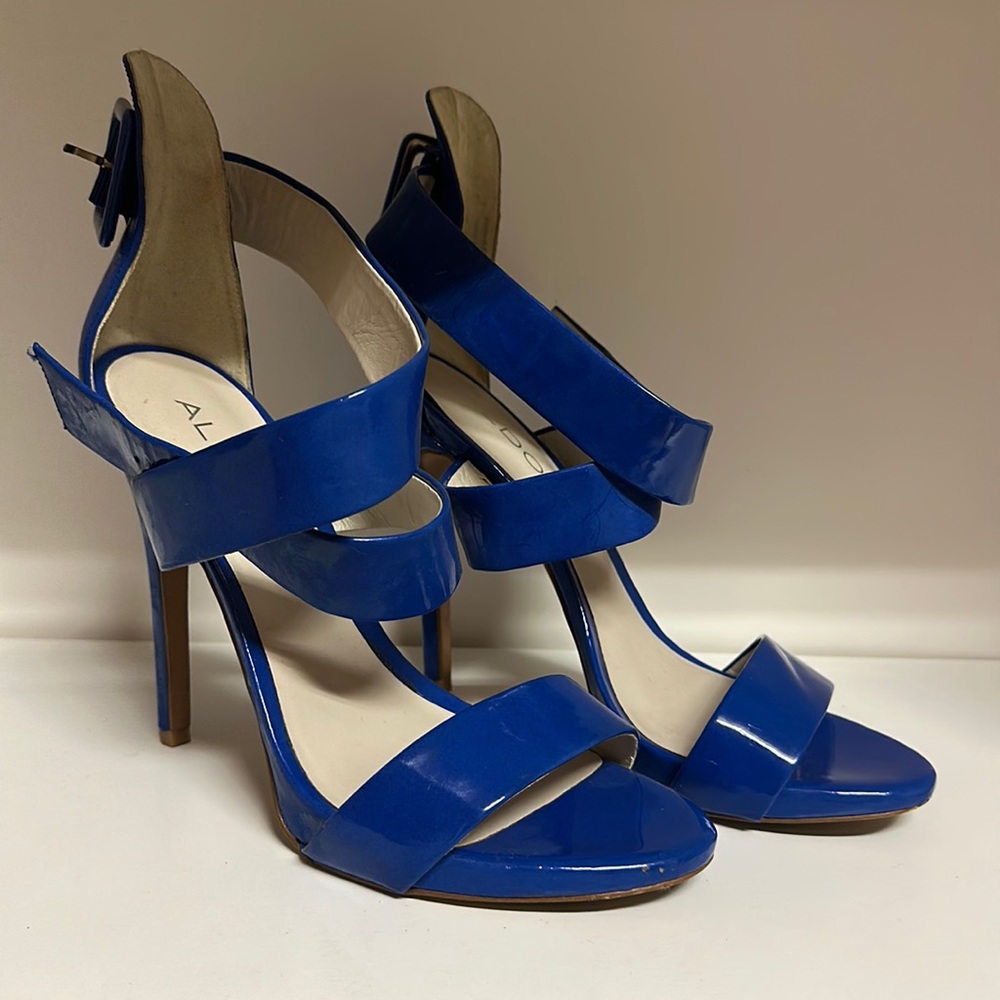 ALDO ROYAL BLUE STRAPPY  LEATHER HEELS SIZE 8